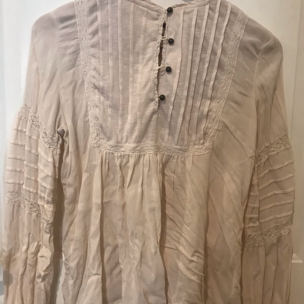 Long sleeve shirt